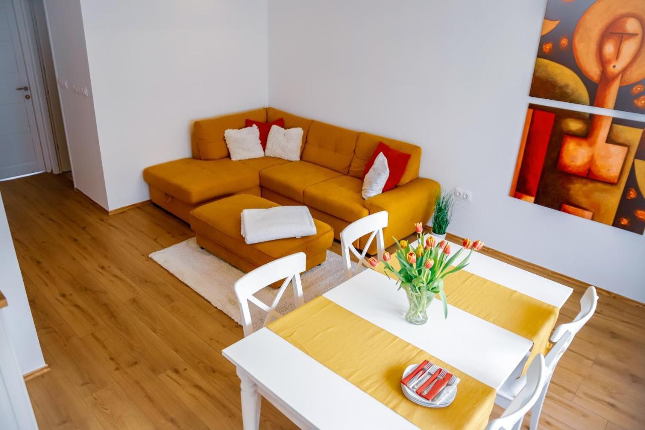 Cozy Apartment In The Downtown ジュール エクステリア 写真